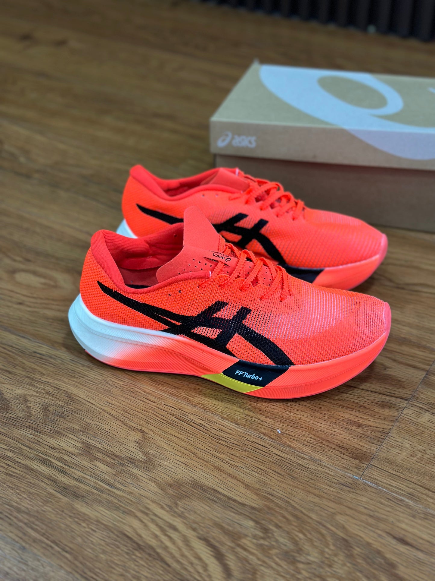 ASICS METASPEED PARIS