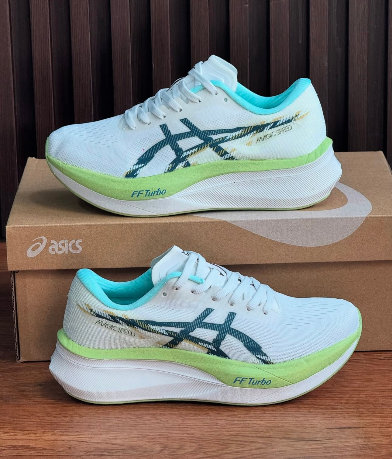 ASICS MAGICSPEED