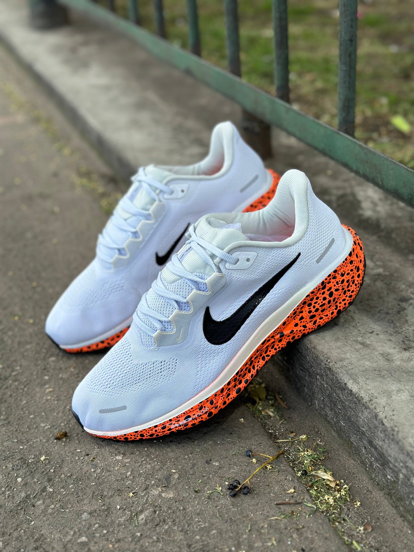 NIKE PEGASUS