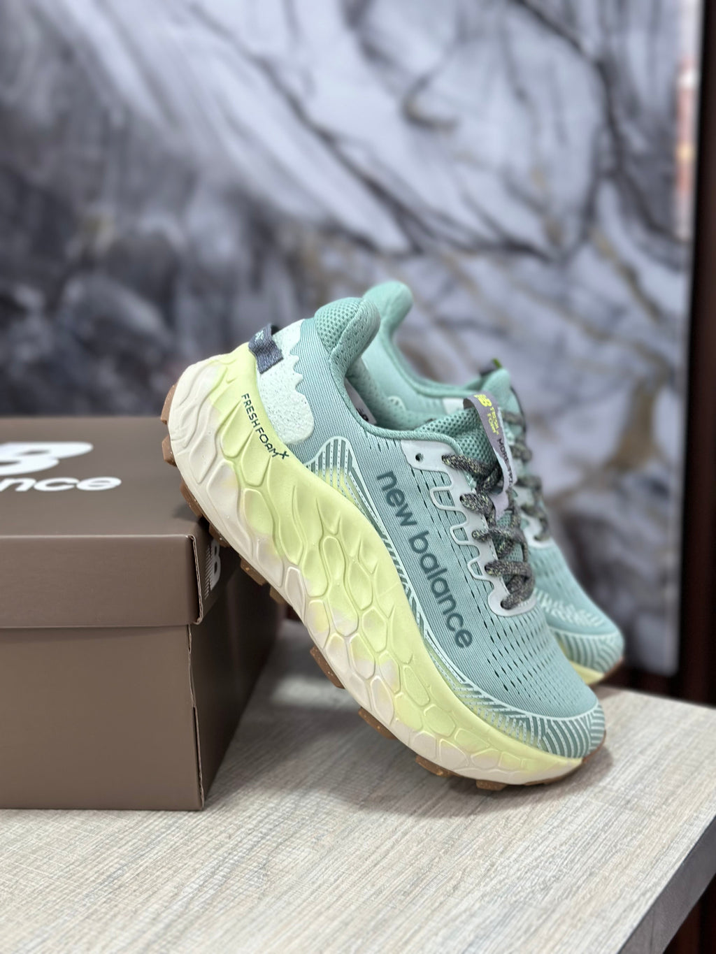 NEW BALANCE FRES FOAM MORE V4