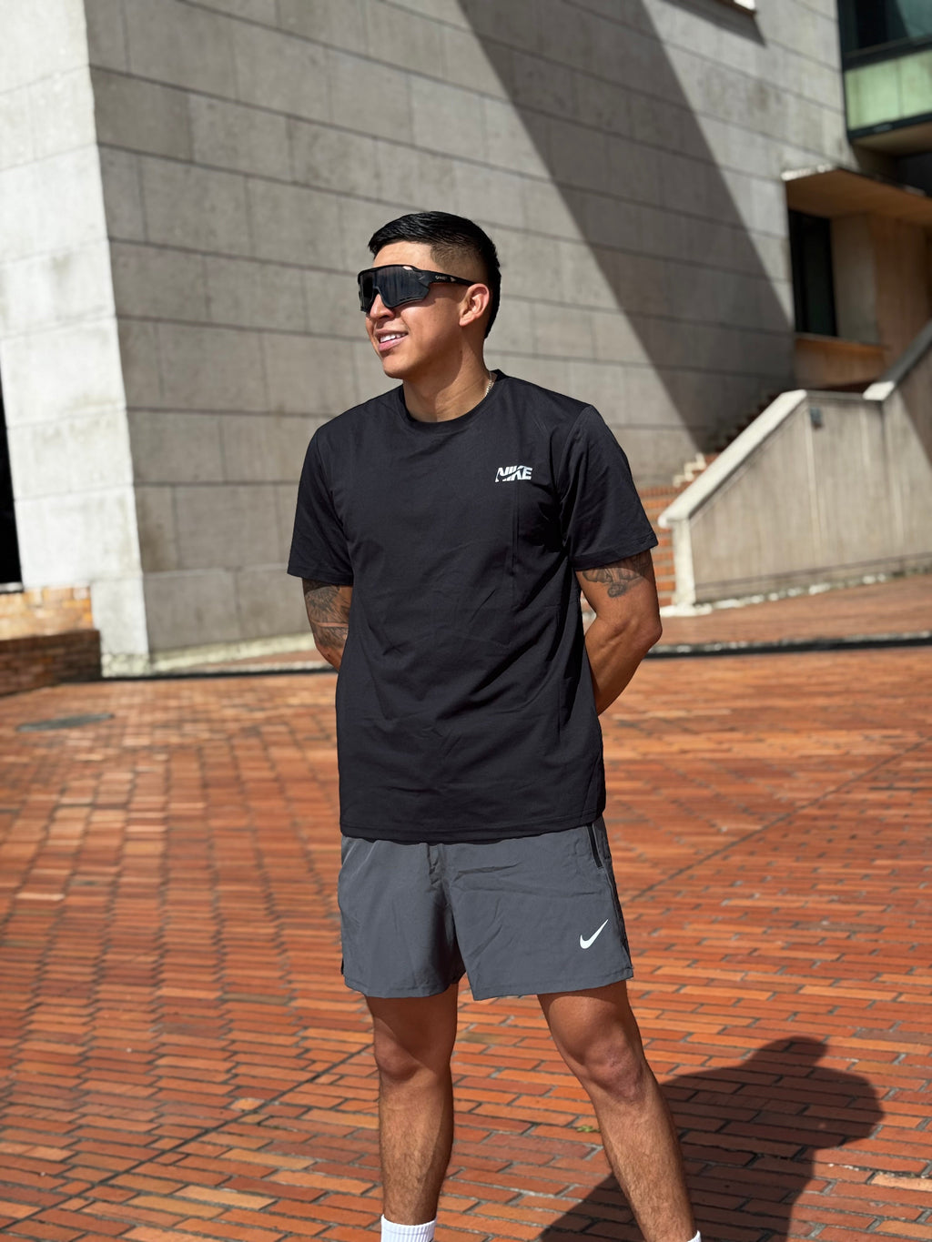 SET NIKE