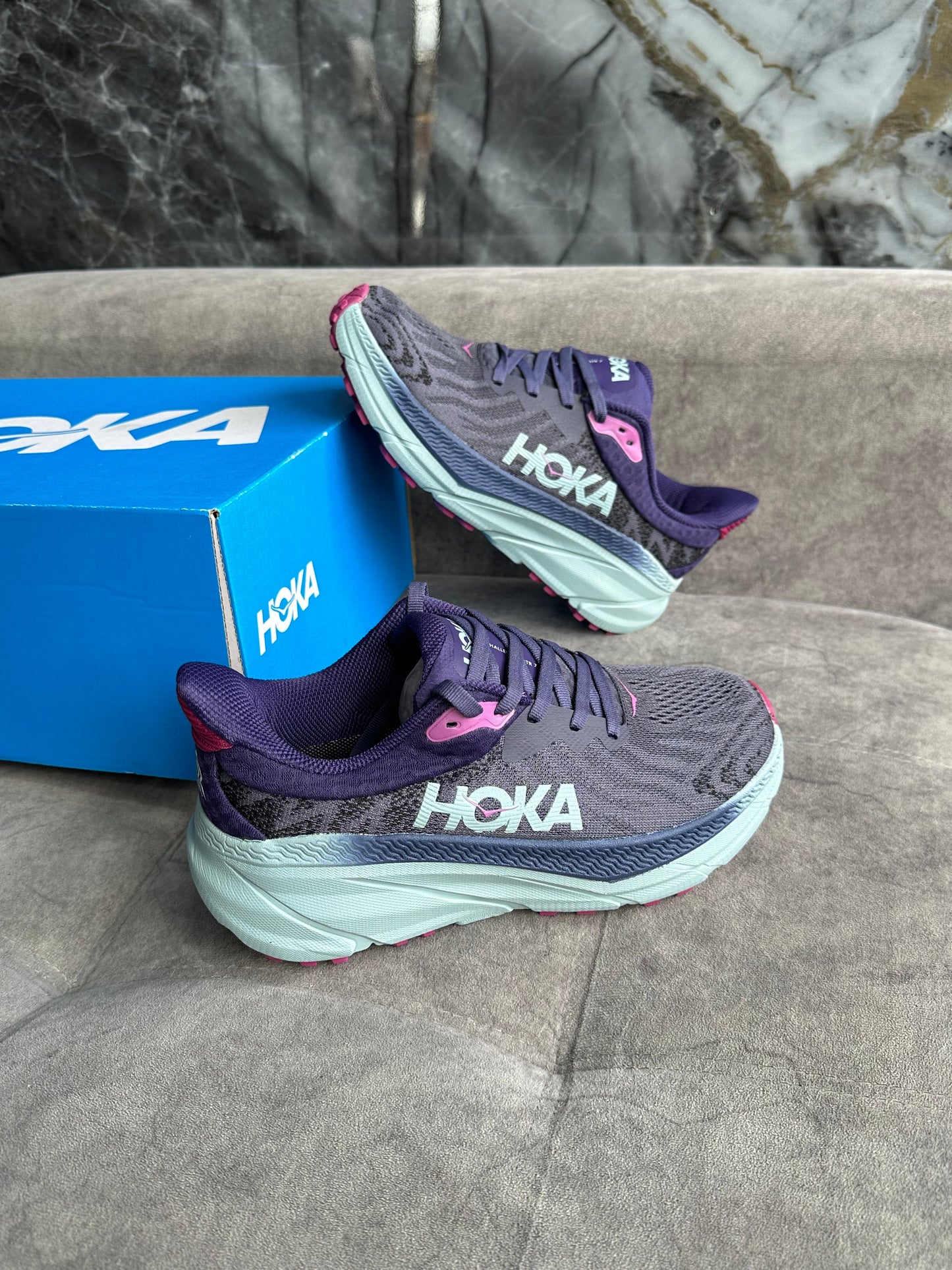 HOKA CHALLENGER ATR7