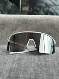 OAKLEY