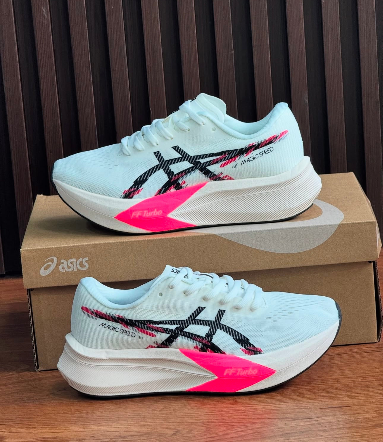 ASICS MAGICSPEED