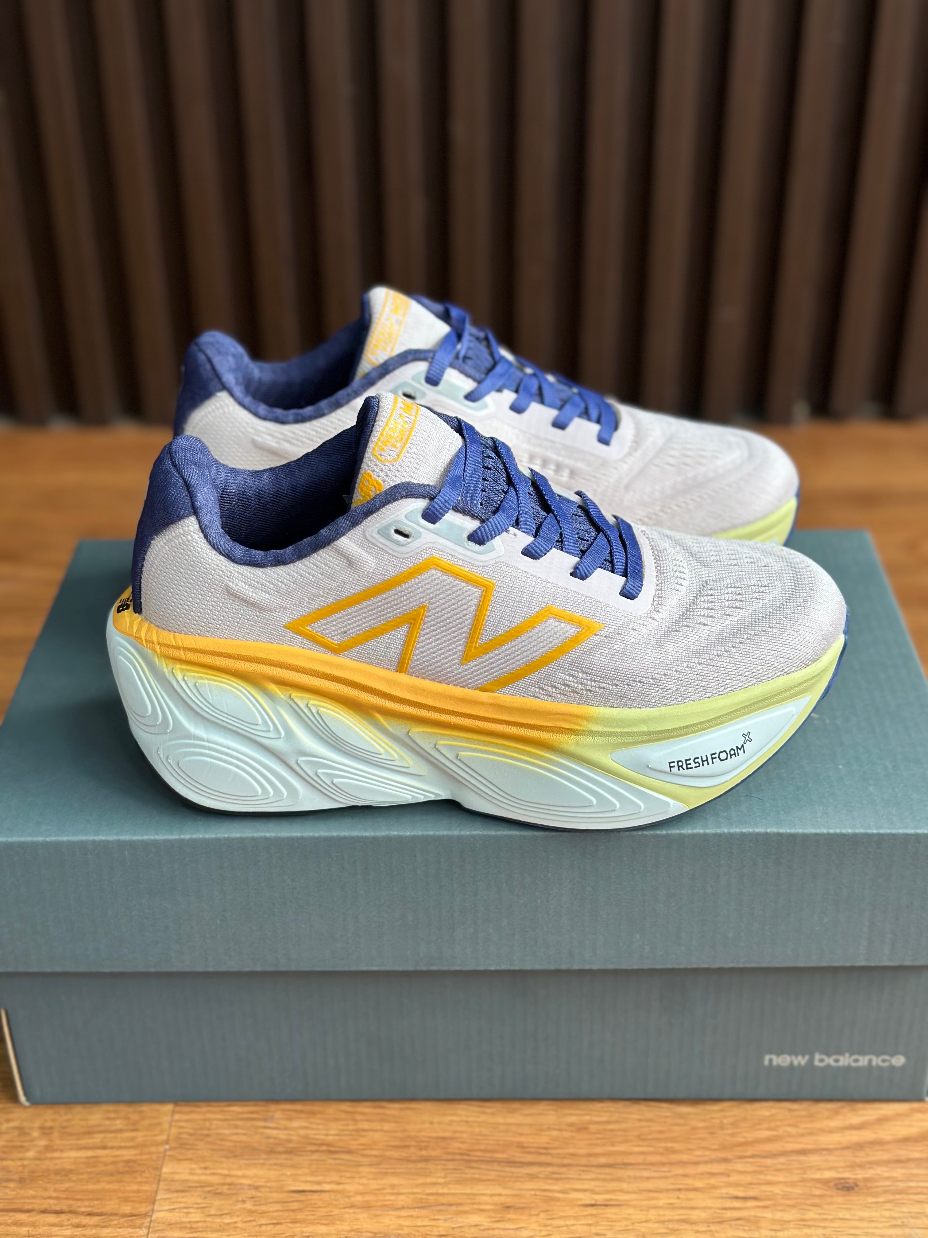 NEW BALANCE 1080