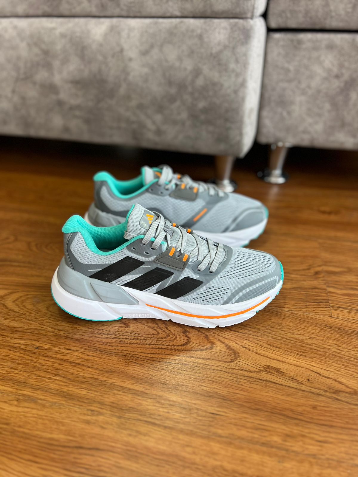 ADIDAS ADISTAR