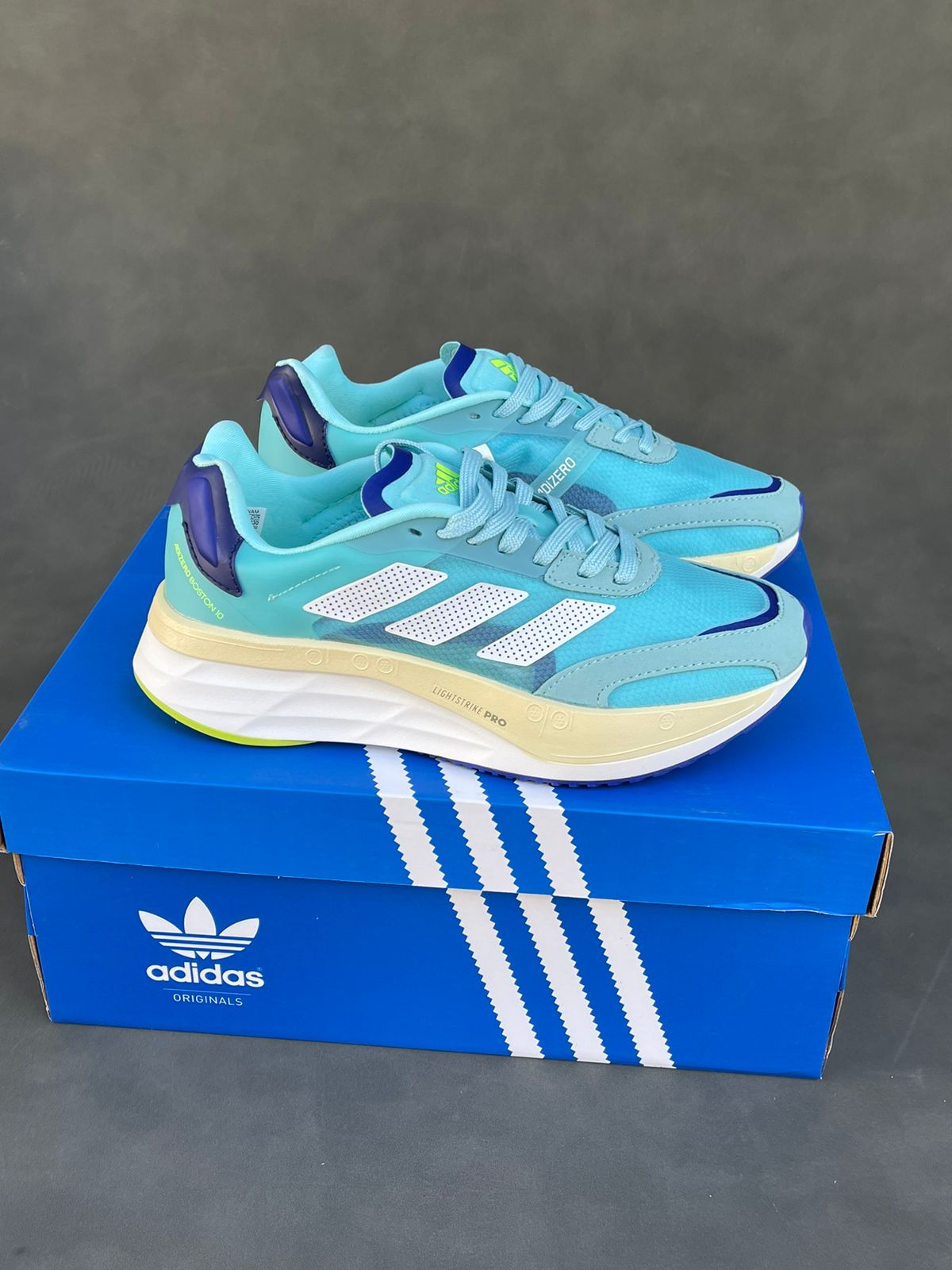 ADIDAS BOSTON 10