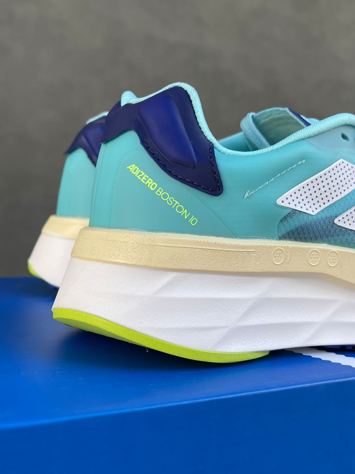 ADIDAS BOSTON 10