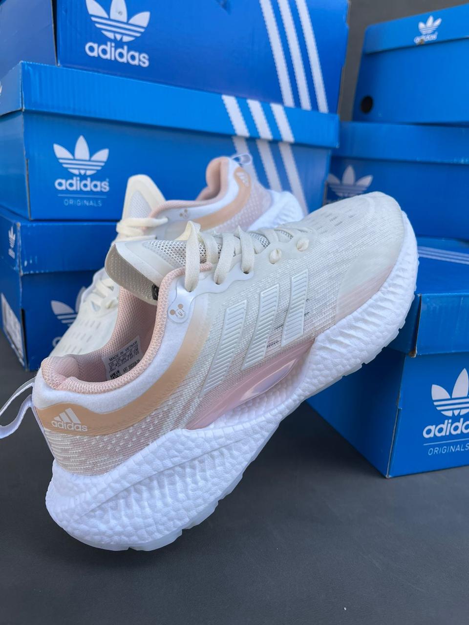 ADIDAS PERFORMANCE