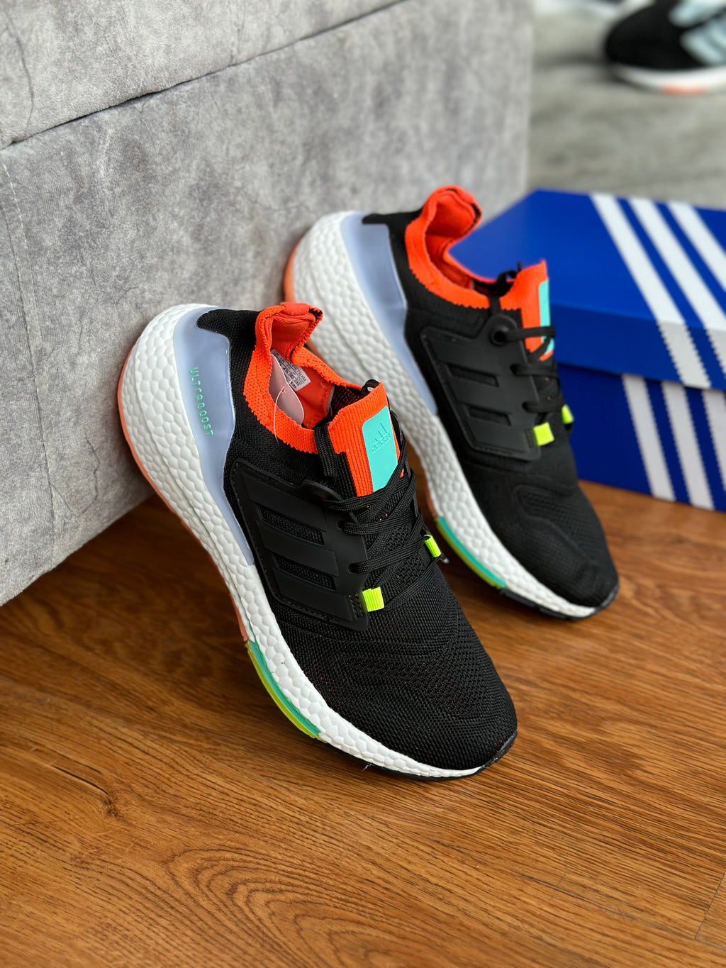ULTRABOOST