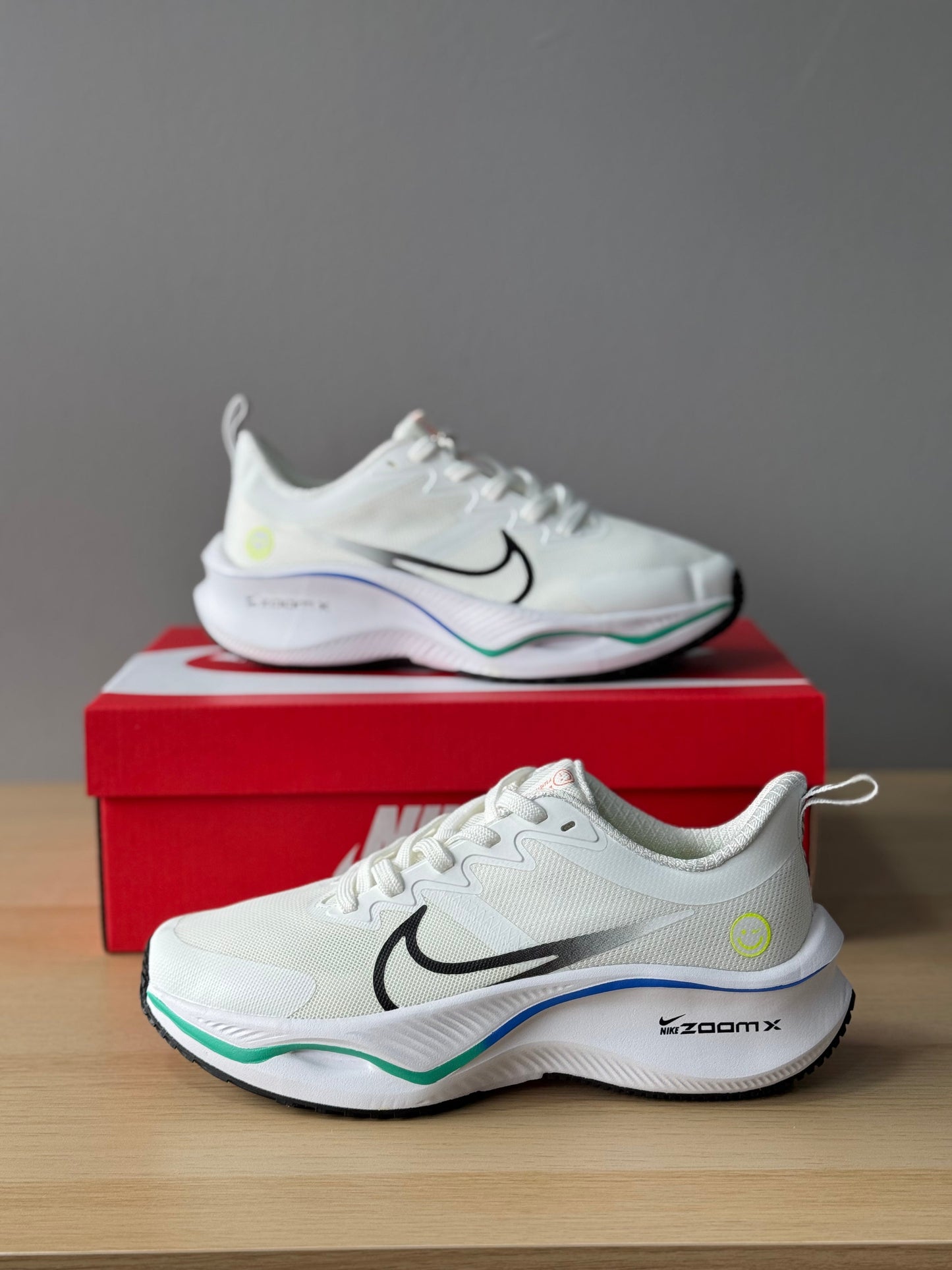 NIKE ZOOMX