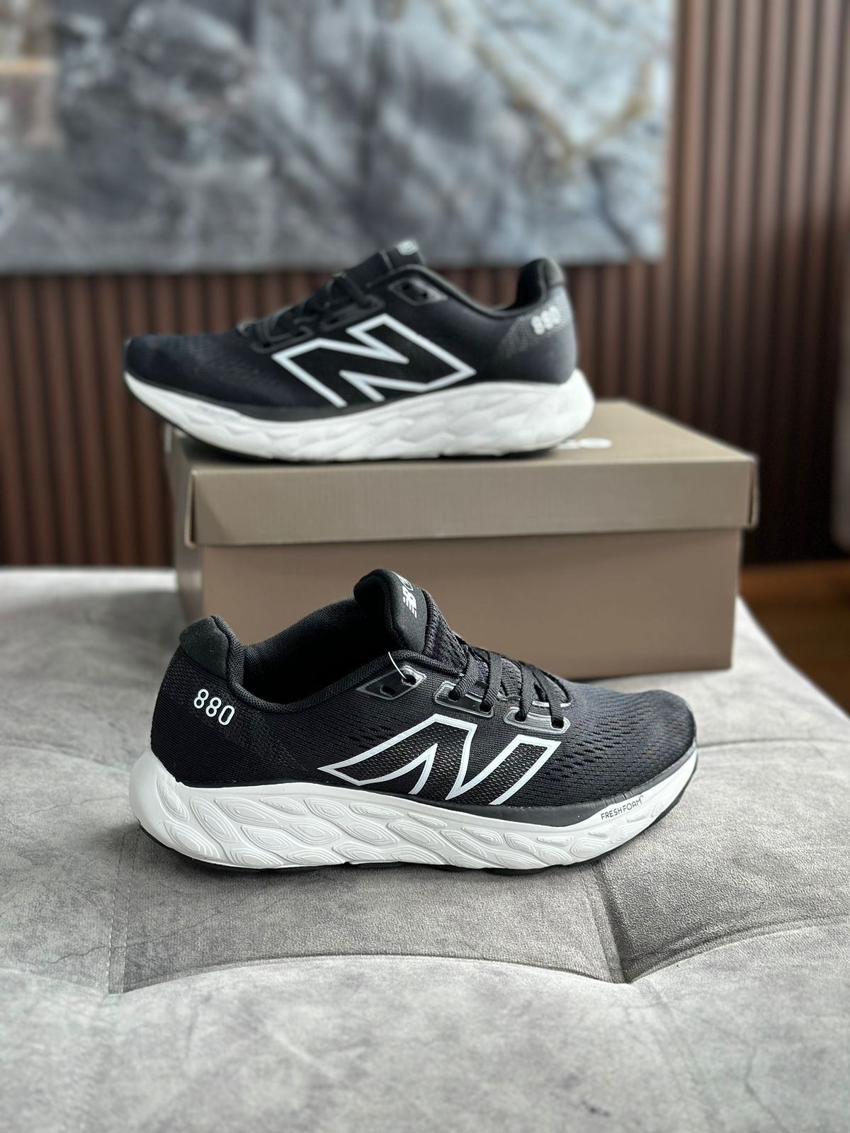 NEW BALANCE 880