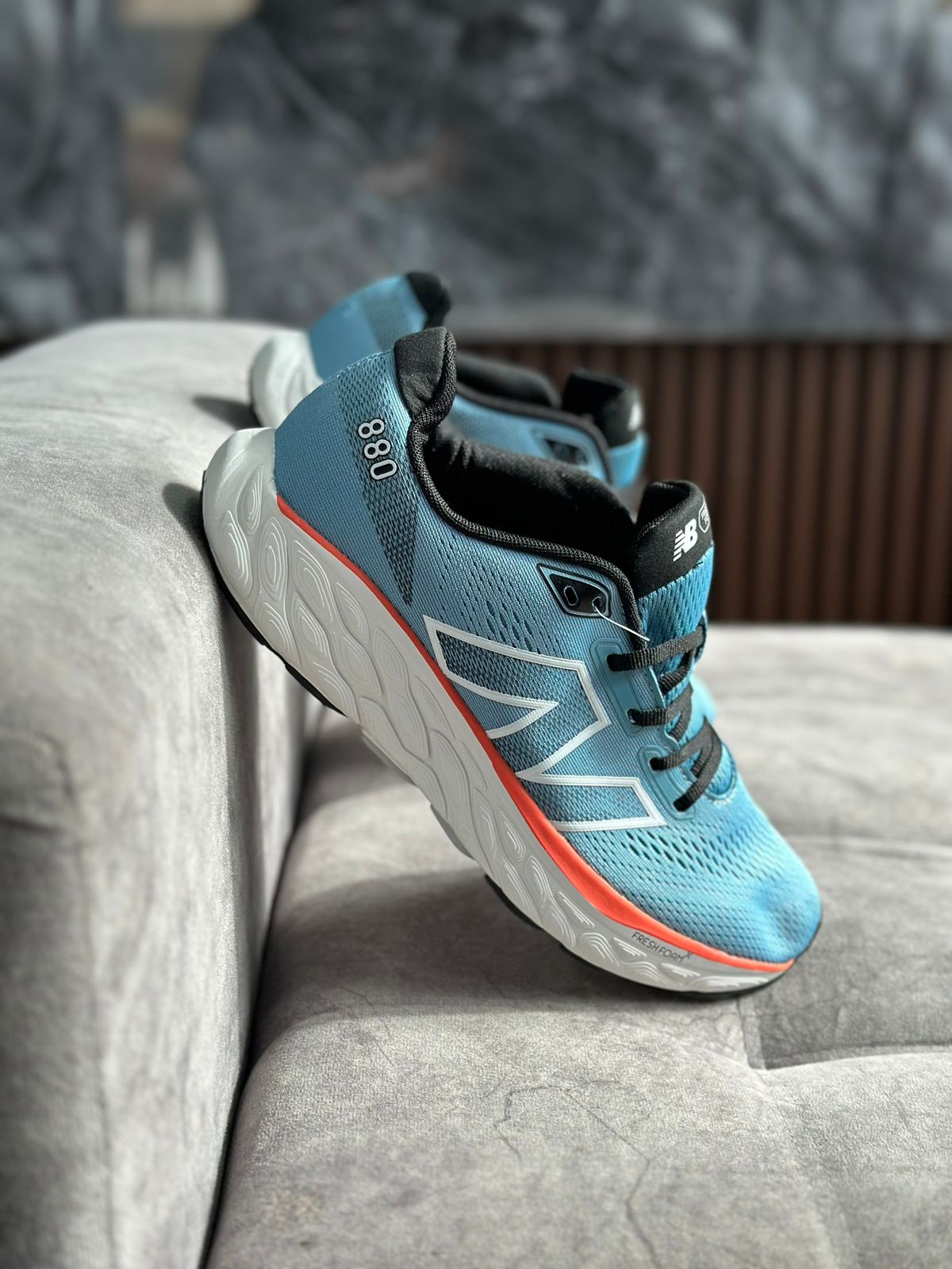 NEW BALANCE 880