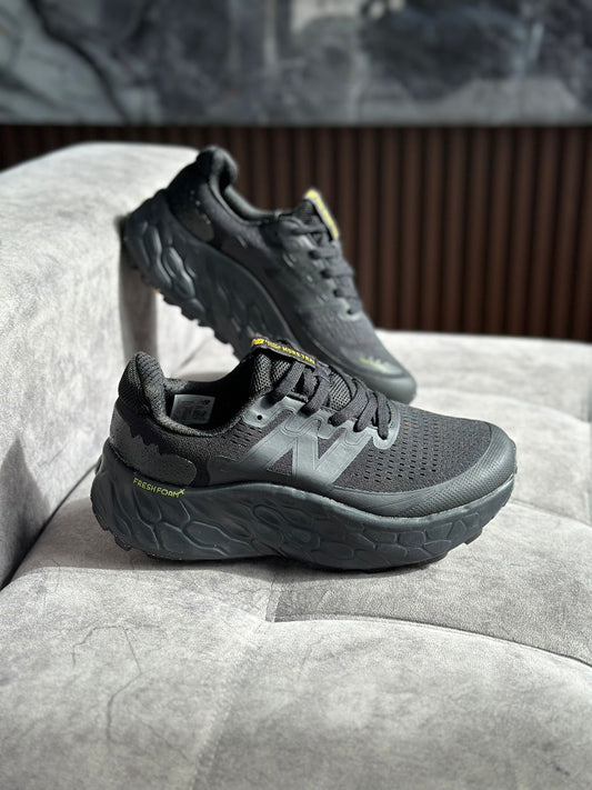 NEW BALANCE MORE TRAIL