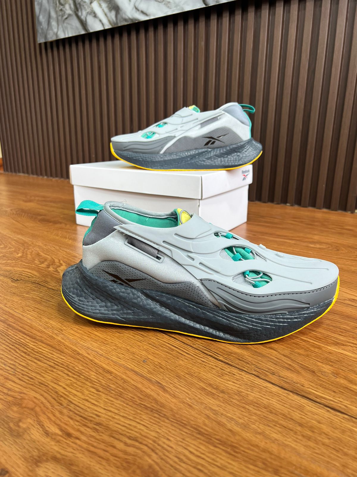 REEBOK FLOAT RITE