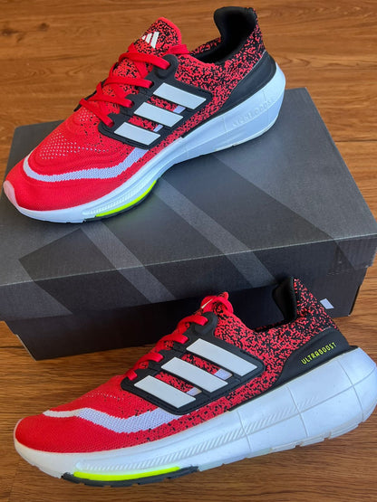 ADIDAS ULTRABOOST